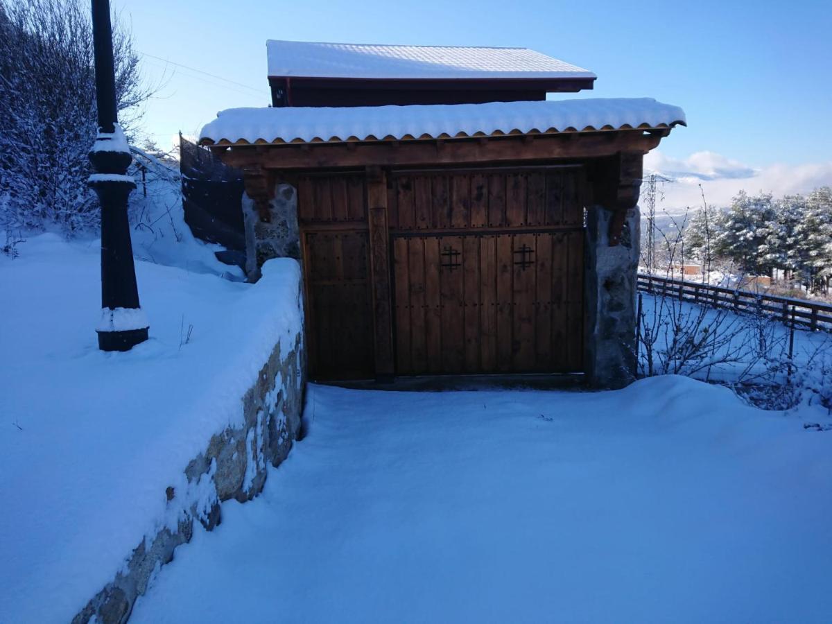 Cara Norte De Gredos Hoyos del Espino Exterior photo