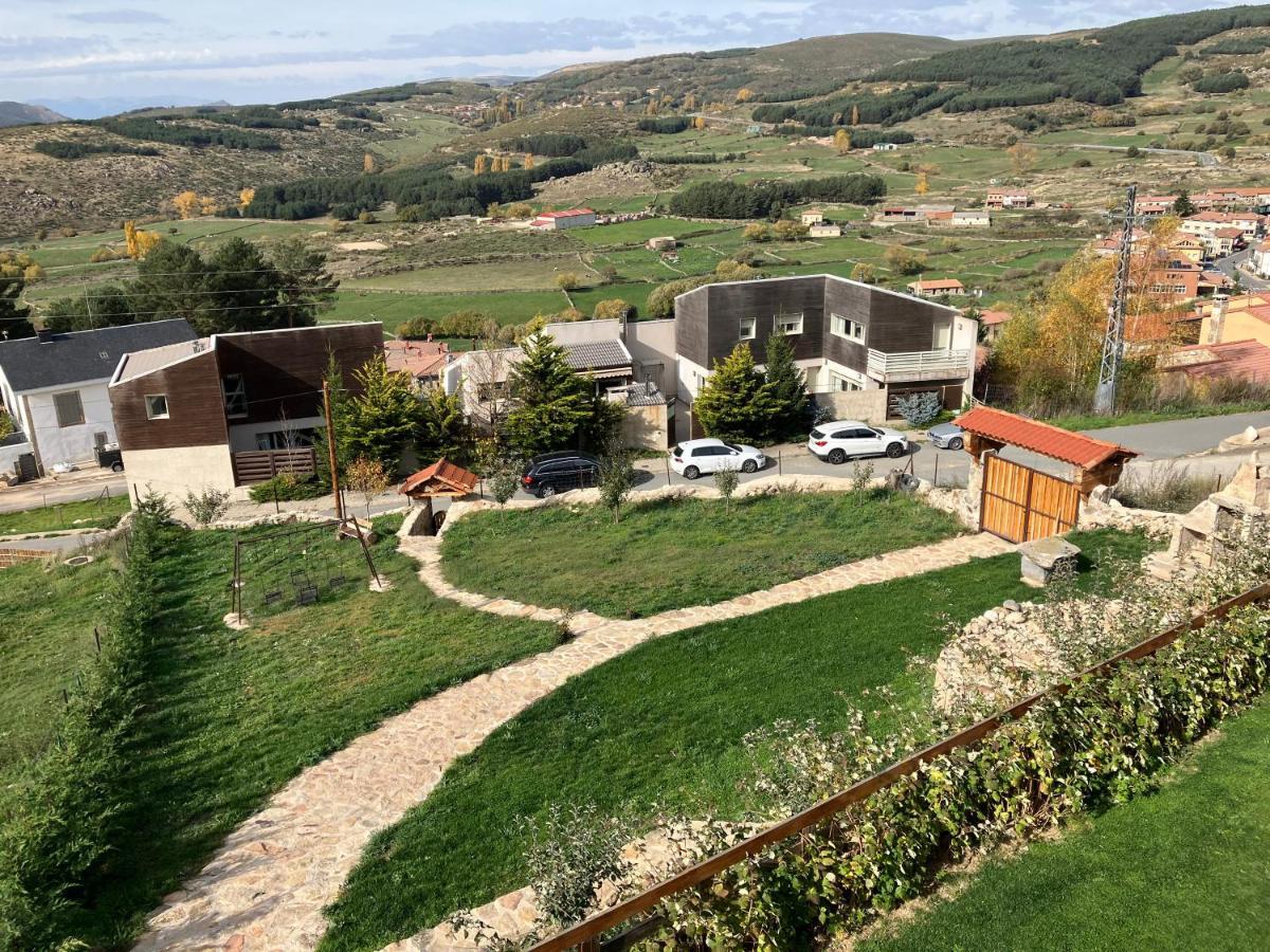 Cara Norte De Gredos Hoyos del Espino Exterior photo